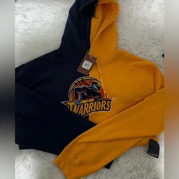 Mitchell &Ness Men’s Sweater h golden Warriors - Picture 5 of 7